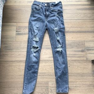 Levi’s Distressed Jeans
